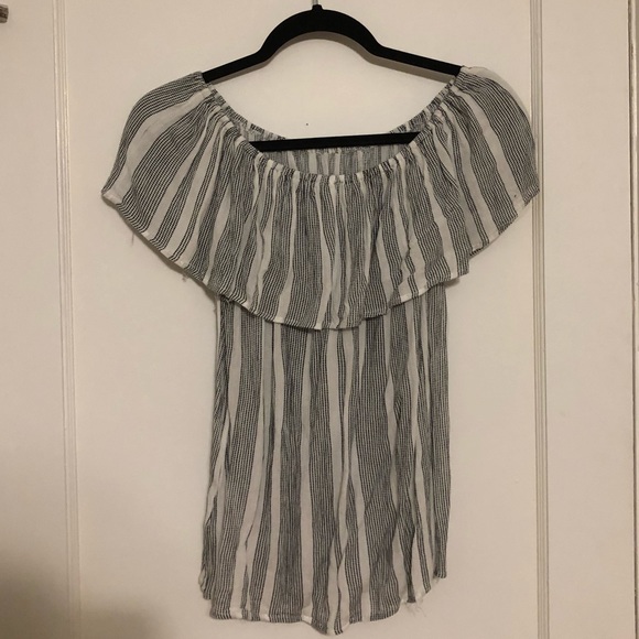 Striped, Off the shoulder Top - Picture 2 of 2